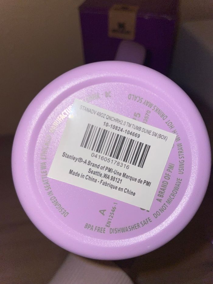 Gourde Stanley x Olivia Rodrigo - photo numéro 4