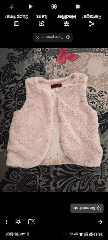 Boléro sans manche 10 ans fourrure tout doux