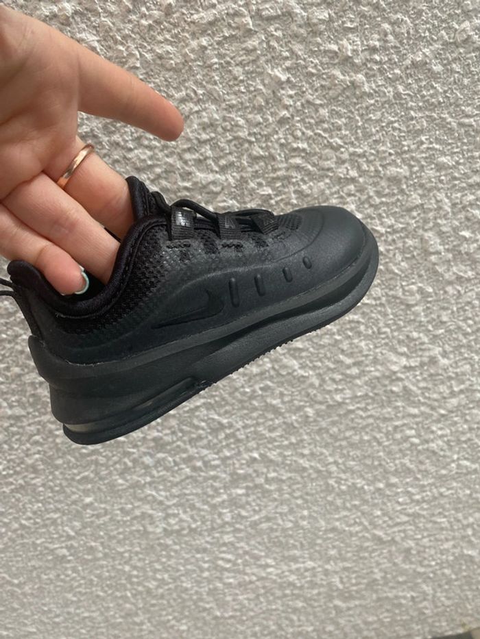 Basket nike taille 21 neuve - photo numéro 5