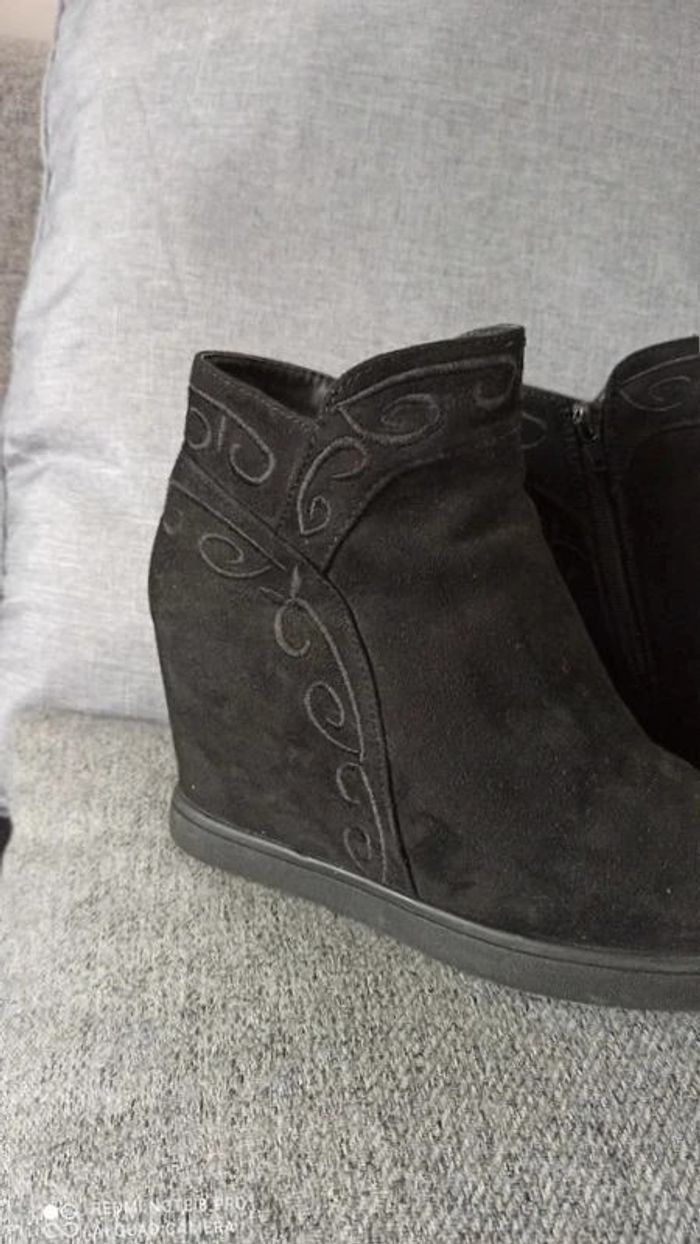 Bottines compensé taille 39 noire - photo numéro 7