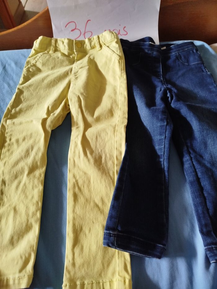 Lot de deux pantalons 3ans