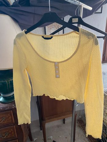 Pull jaune en fine laine T34