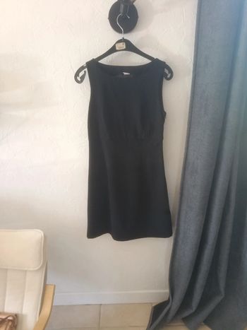 Robe noire camaïeu