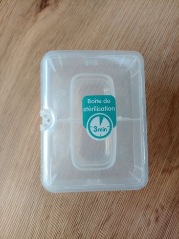 Boîte de stérilisation MAM