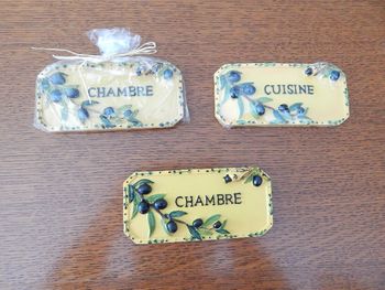 Plaques de porte en céramique