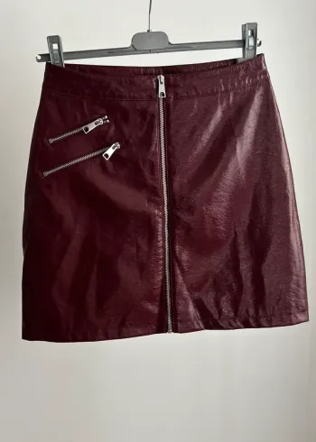 Jupe en vinyle Vero Moda – Taille XS – Neuve