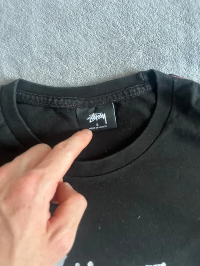 T-shirt Stüssy Noir Logo Script – Taille M - photo numéro 3