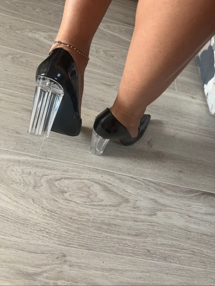 Talons femme - photo numéro 2