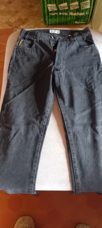 Armani jeans