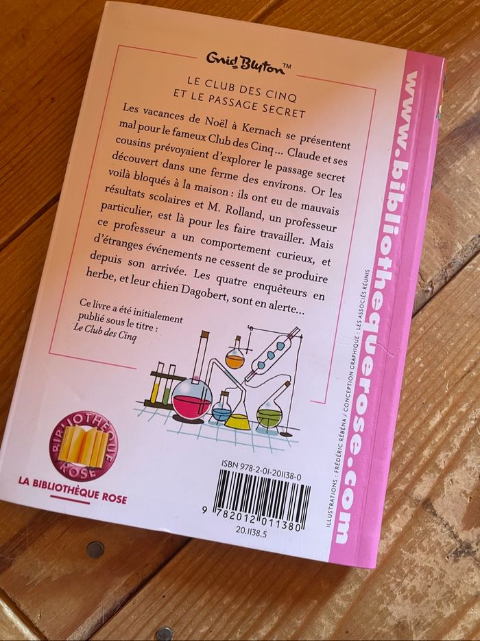 Livre - Le club des cinq et le passage secret - photo numéro 2