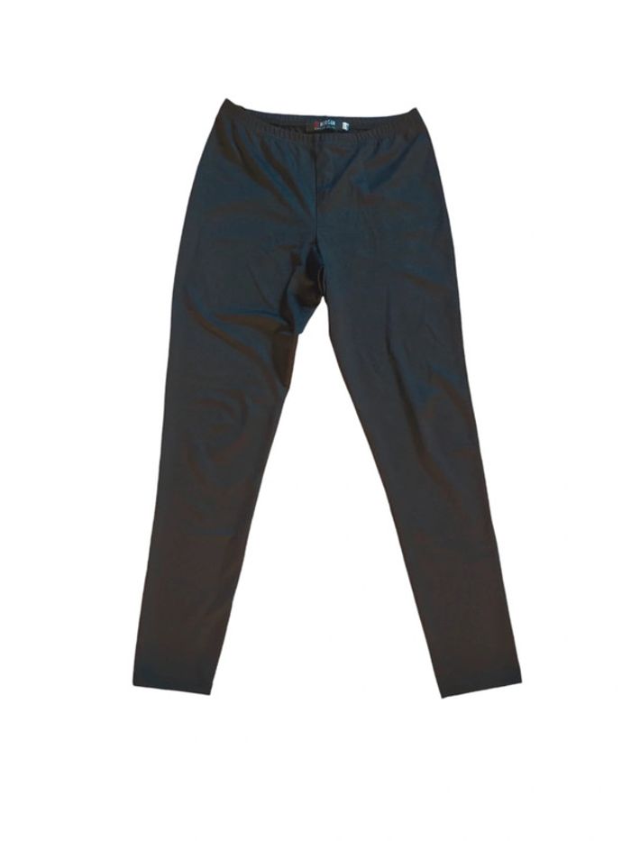Legging noir synthétique taille 36