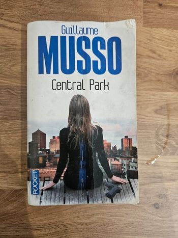 Livre Guillaume musso Central Park