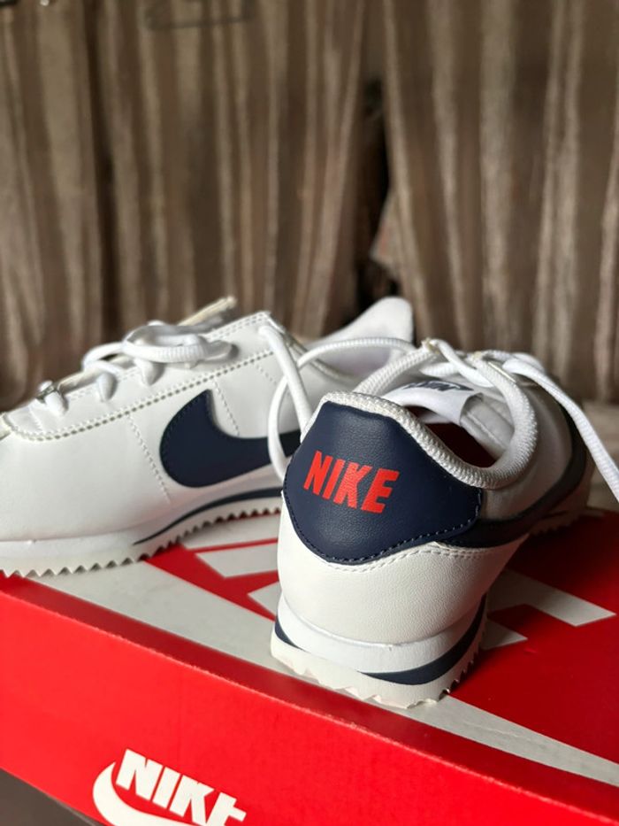 Baskets Nike Cortez – neuves, jamais portées - photo numéro 3
