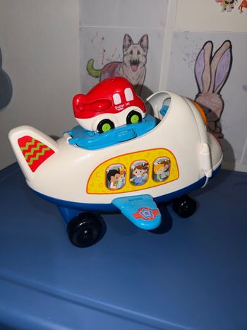 Gros lot tutut bolid 1 garage + 1 circuit + 1 avion + 6  véhicule