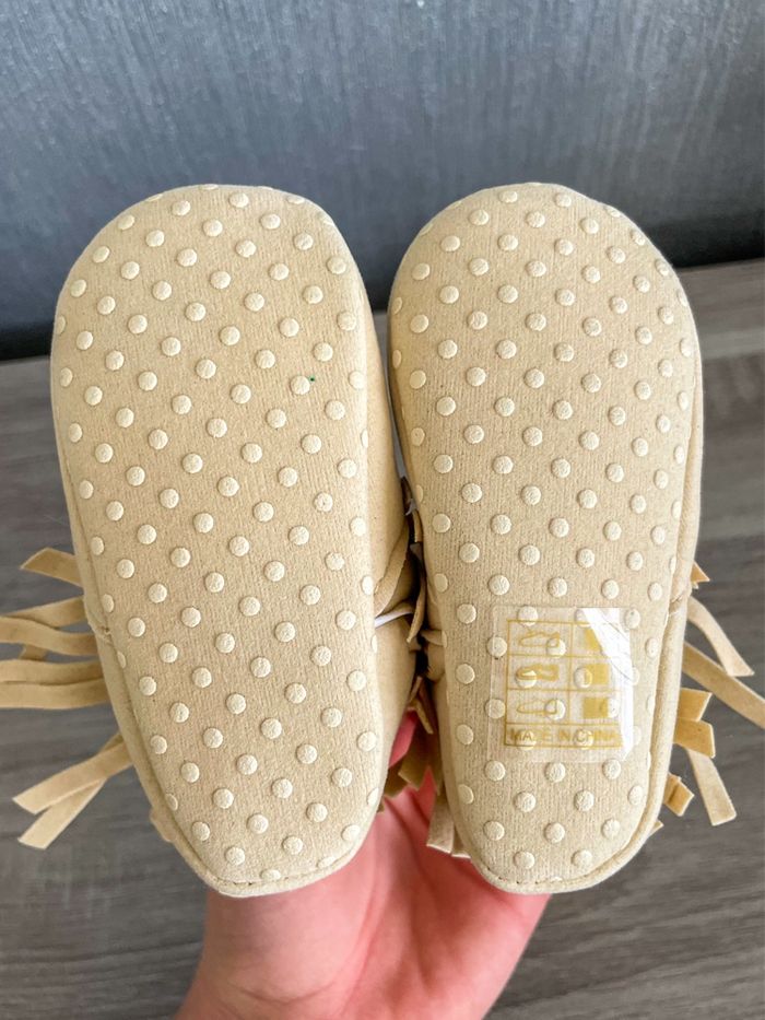 Bottines à franges bebe fille taille 20 - photo numéro 5