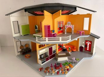 Maison moderne play mobil