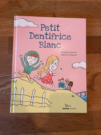 Livre Petit dentifrice blanc