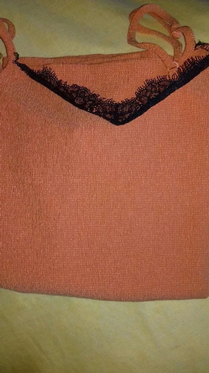 Débardeur orange gaufrée dentelle noire Liberto taille 44 - photo numéro 3