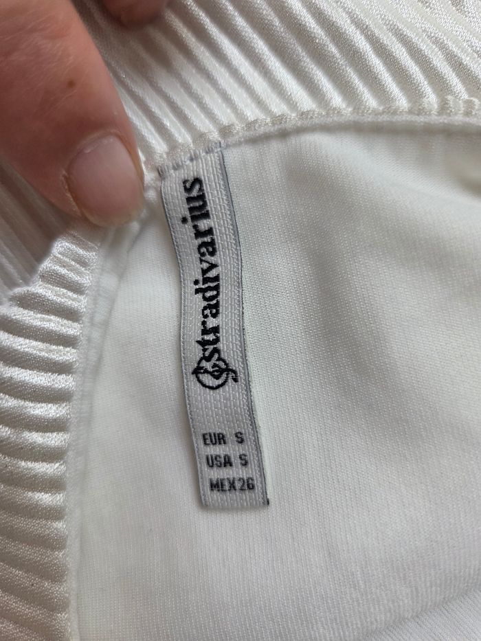 Top a Bretelle blanc nacré Stradivarius - photo numéro 3