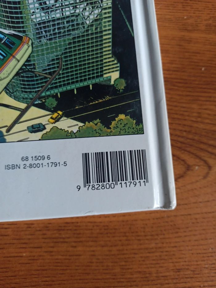 BD largo winch l'héritier - photo numéro 3