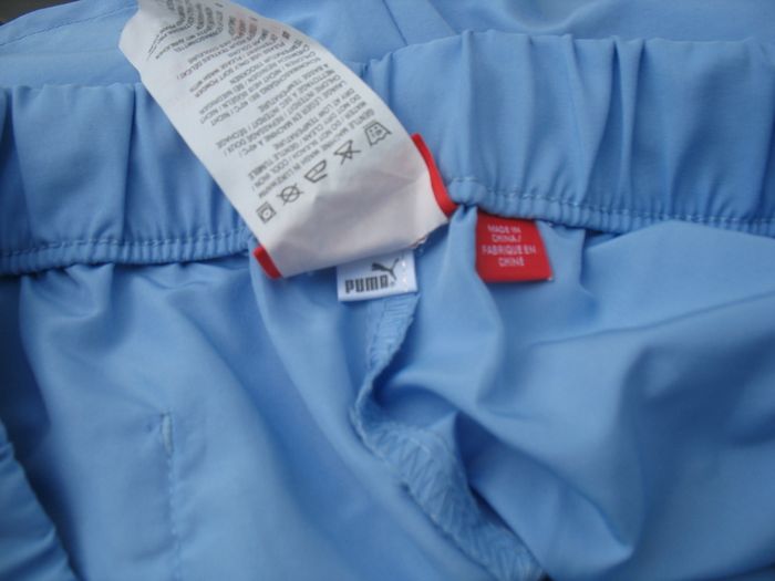 SHORT BLEU CIEL "PUMA" - TAILLE 36 - n°02 - photo numéro 7