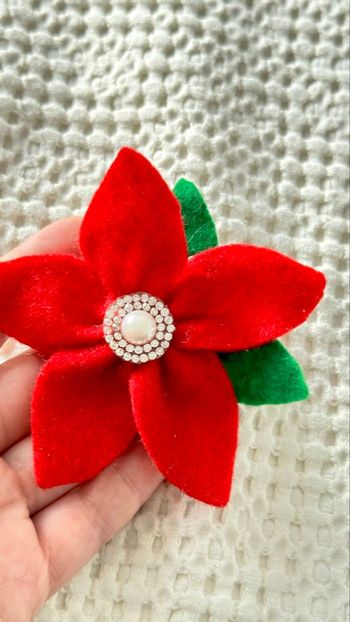 Barrette Fleur rouge 