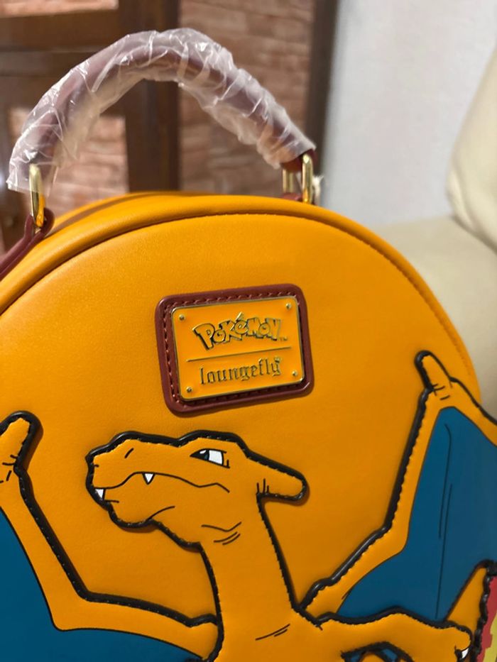 Sac à dos loungefly dracaufeu - photo numéro 3