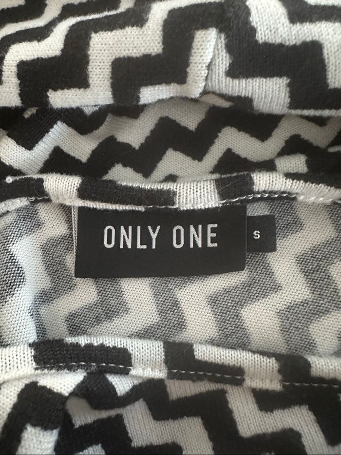 Pull oversize zig zag noir et blanc Only T36 S - photo numéro 6