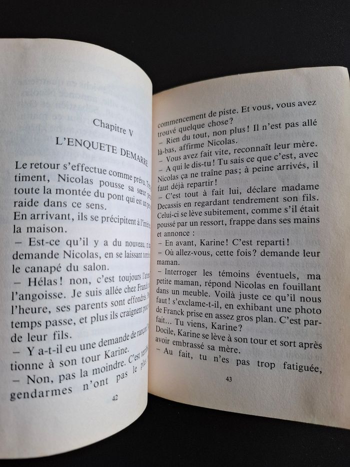 Livre L'étrange disparition de D. et V. Gardé en bon état - photo numéro 3