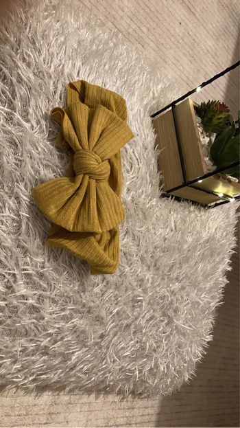 Bandeau bébé jaune moutarde