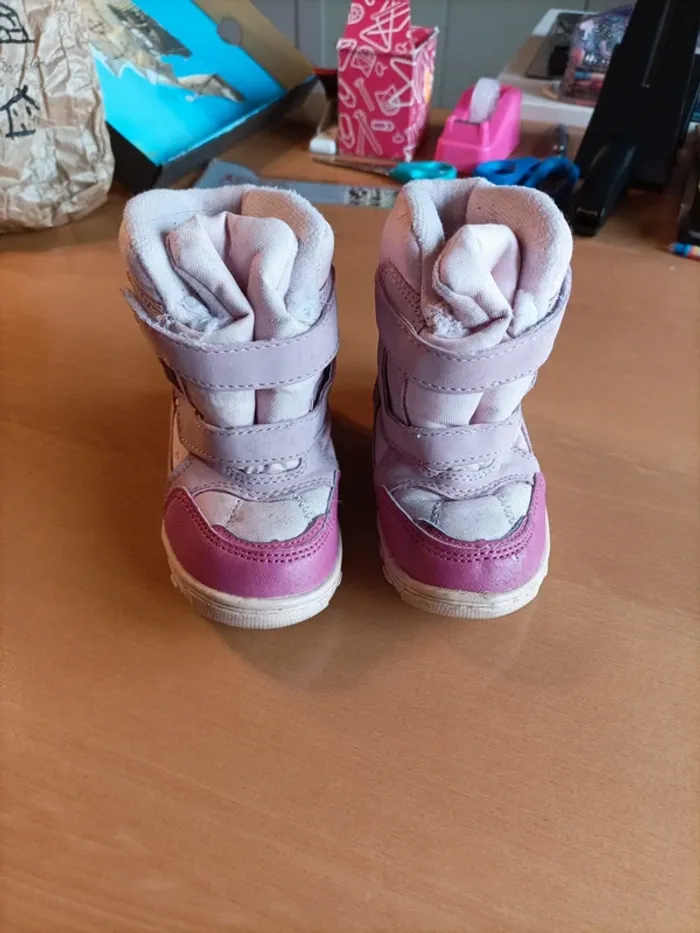 Bottes de neige, P.24