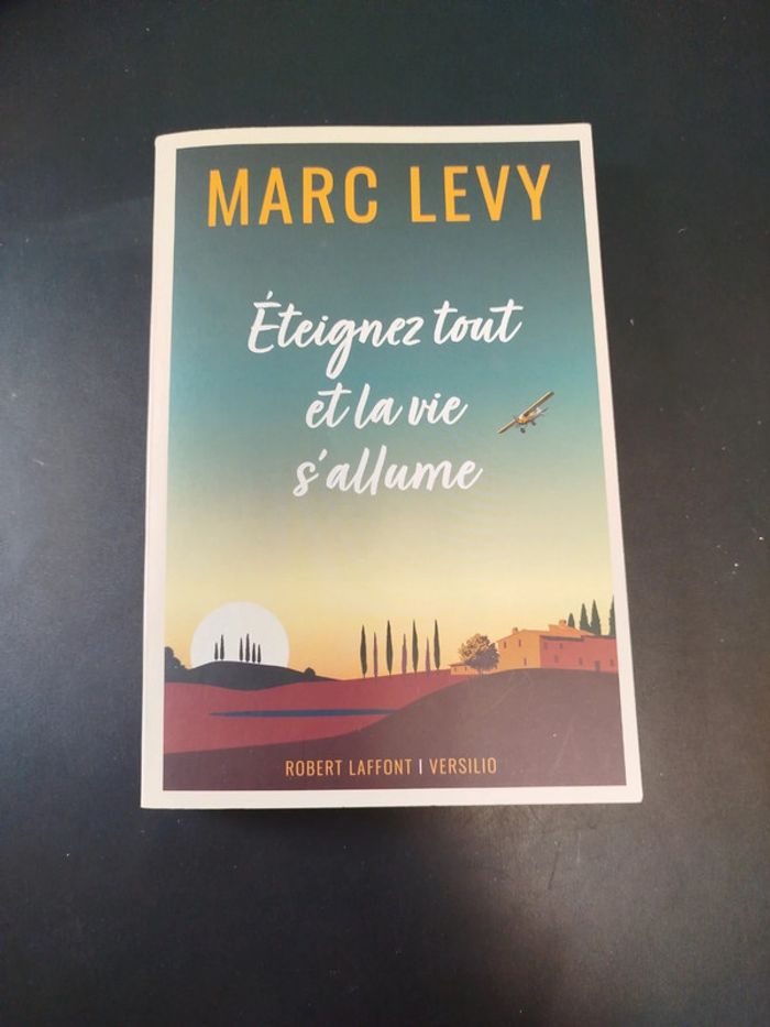Éteignez tout la vie s'allume