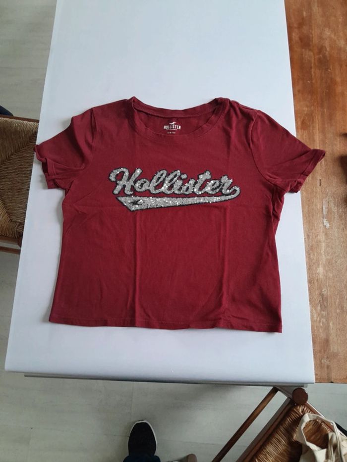 Tee shirt hollister marqué en sequins taille M