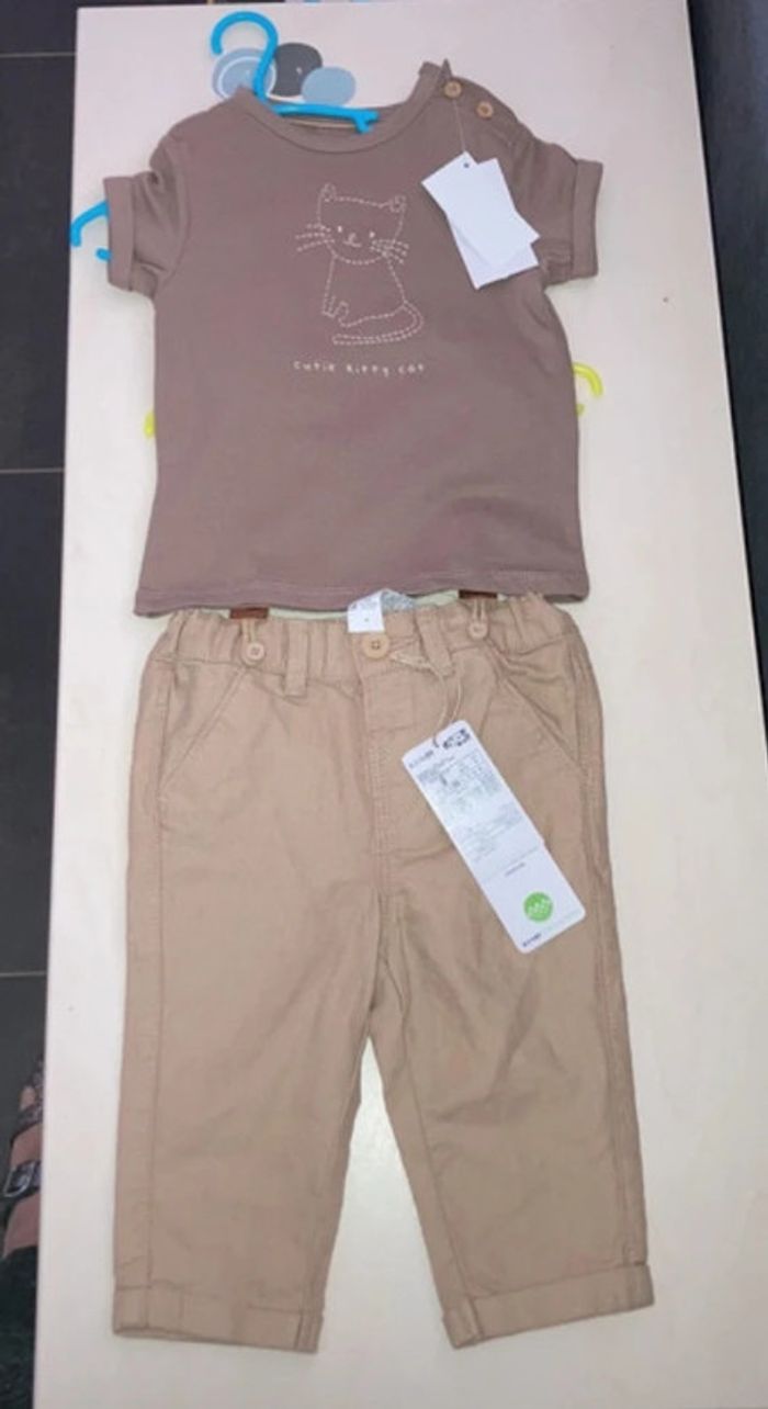 Ensemble 9 mois neuf