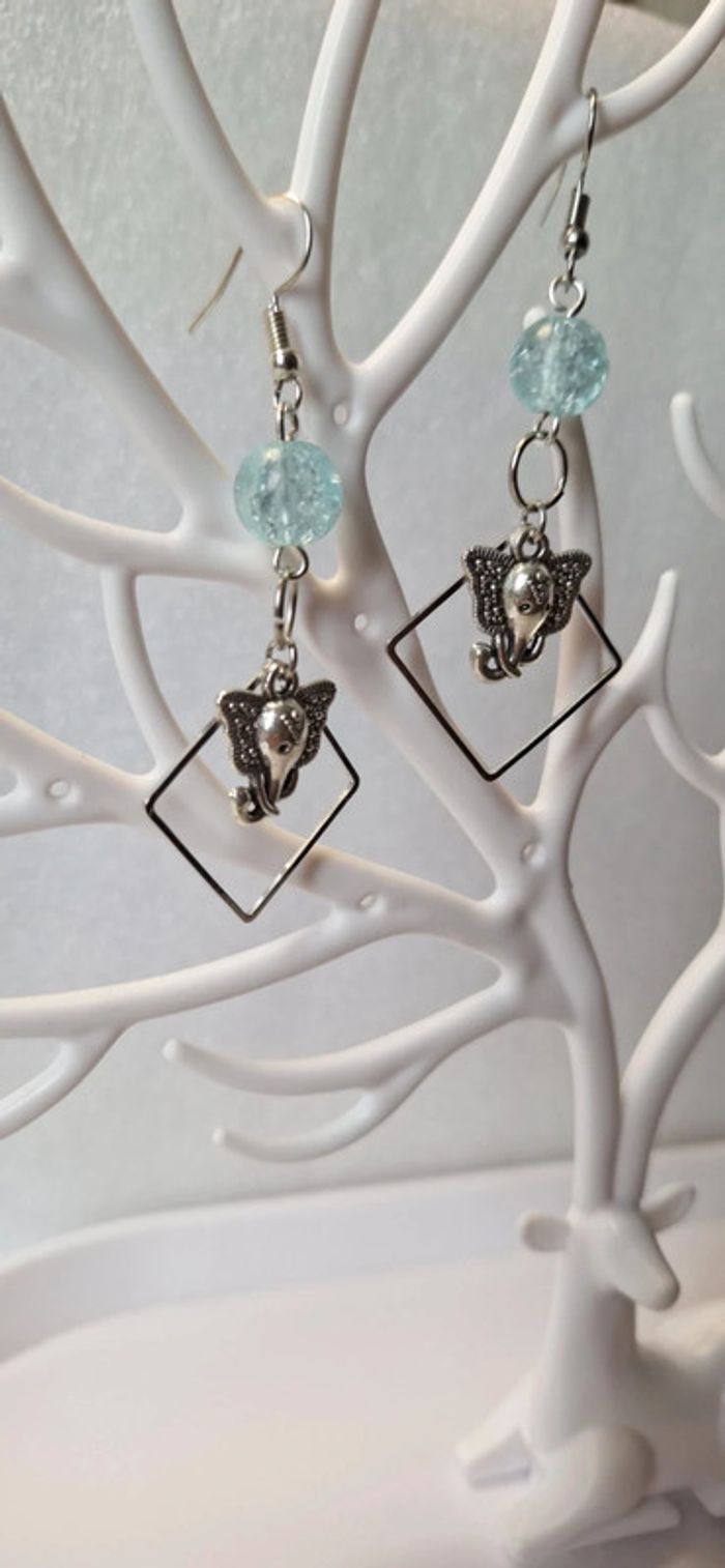 Boucles d’oreilles bleu clair, tête d'éléphant - photo numéro 4