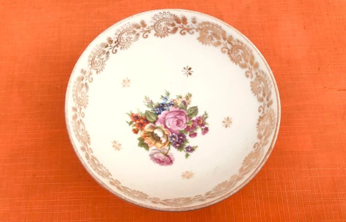 Bol côtelé (petit modèle) Porcelaine Décor floral / Frise dorée - photo numéro 6