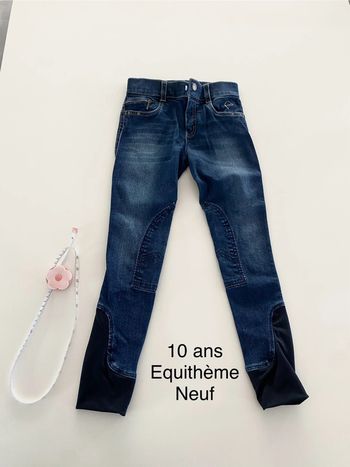 Pantalon Équitation neuf Equithème jean 10 ans