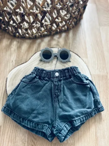 Jolie shorty Jean zara taille haute 9-12mois neuf