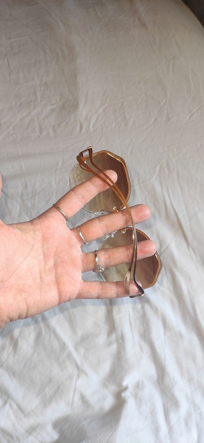 Lunettes de soleil - photo numéro 6