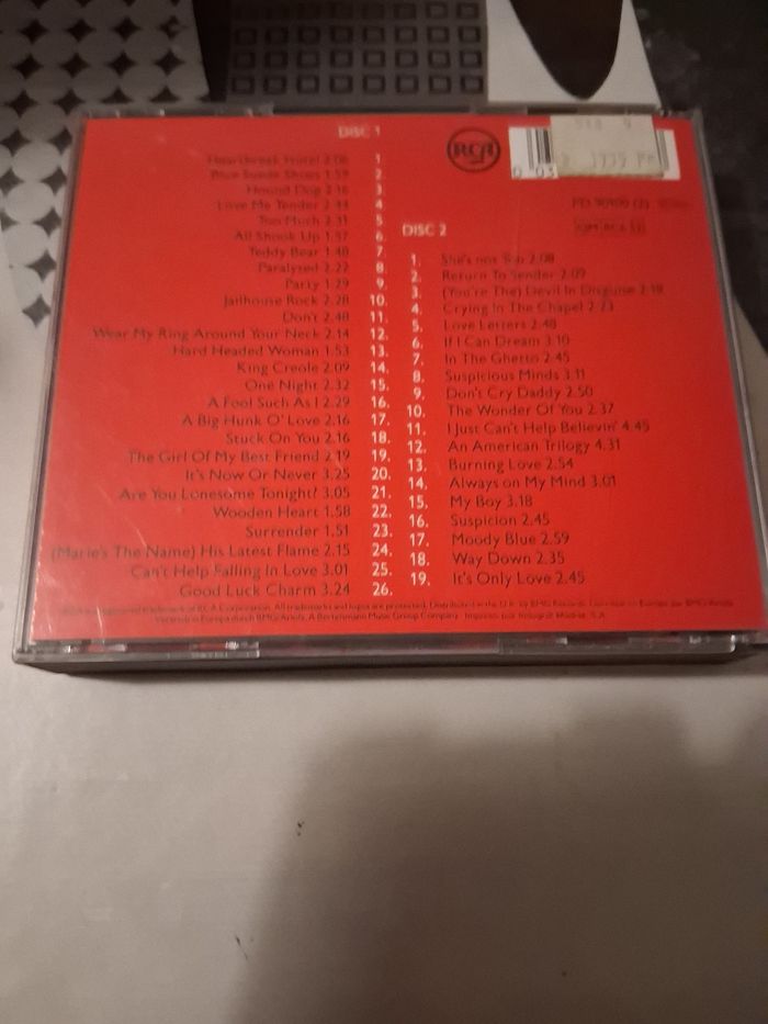 The hall time greatest hits " Elvis Presley " album cd - photo numéro 2