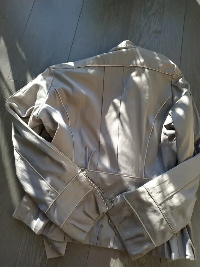 veste Elle - photo numéro 6