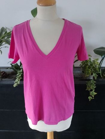 Tee shirt col V Zara