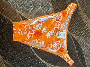 Bas de maillot de bain, taille 40