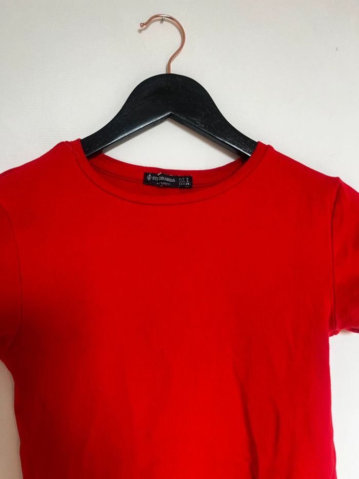 T-shirt court rouge - photo numéro 2