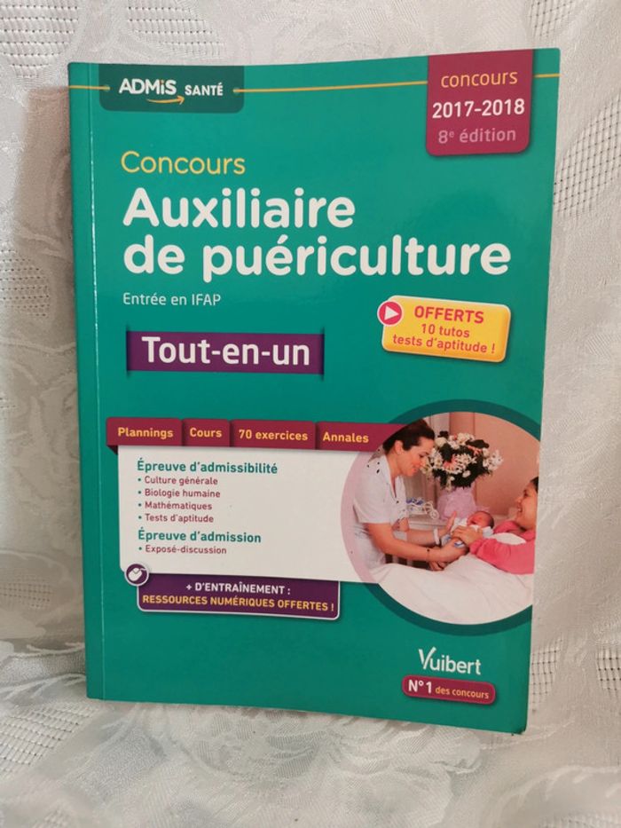 Livre. Concours Auxiliaire de puériculture - photo numéro 2