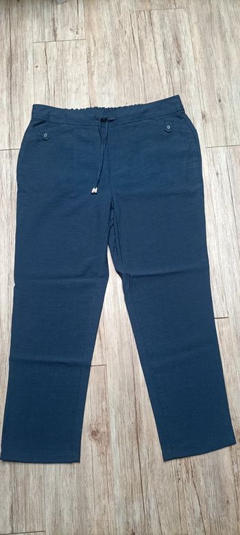 Pantalon d'été léger 7/8 Armand Thiery taille 42