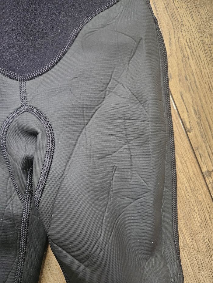 Combinaison / shorty noir Tribord / Oxylane 6 ans - photo numéro 3