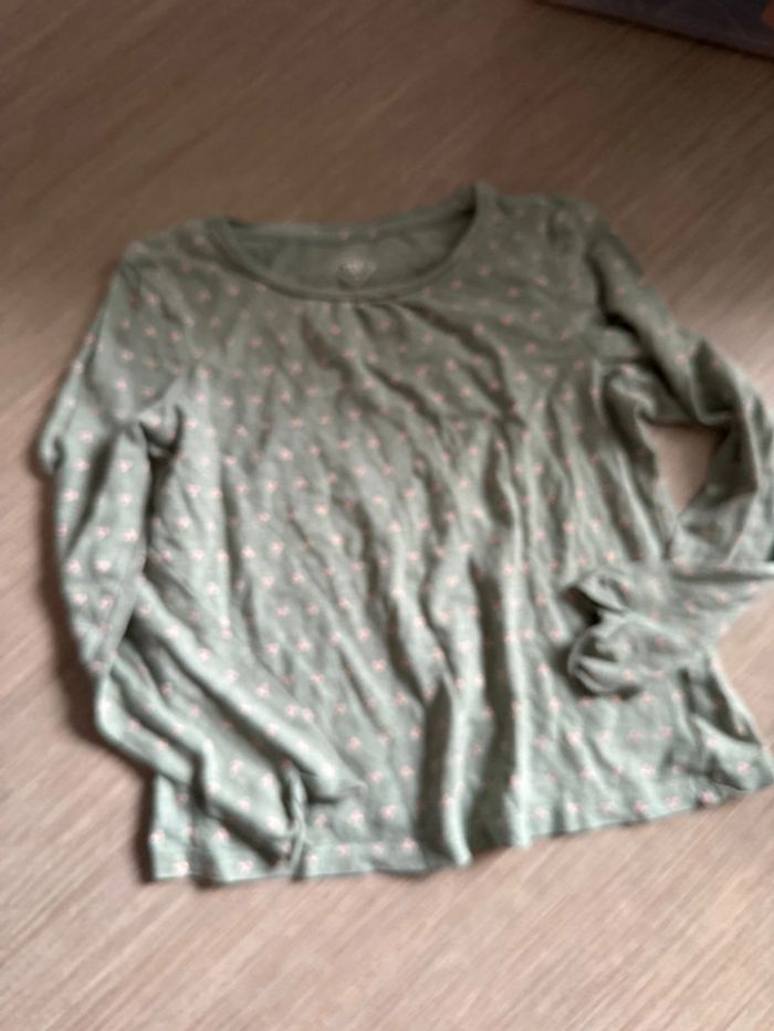 Tee shirt 6/7 ans tex très bon état