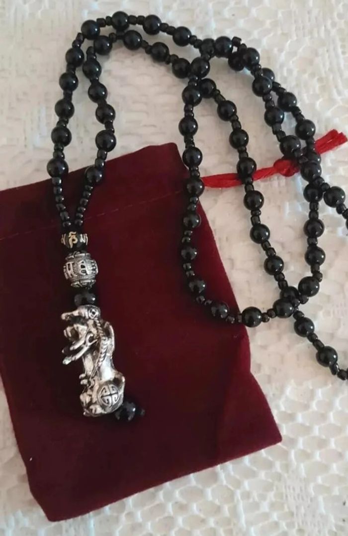 Collier pendentif Pixiu chinois en pierre d'obsidienne Feng Shui