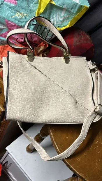 Sac à main grand  avec bandoulière
